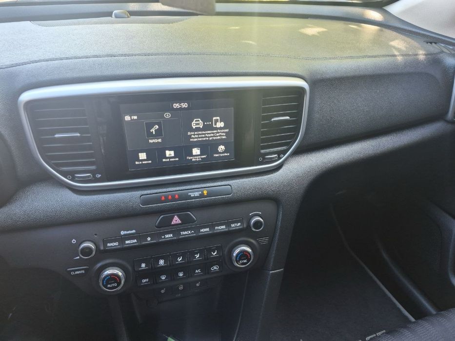 Продам авто Kia Sportage