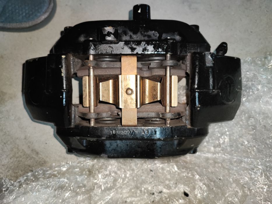 Kit travagem Brembo
