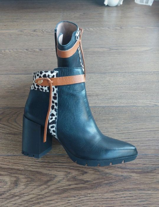 Botas MLV praticamente novas