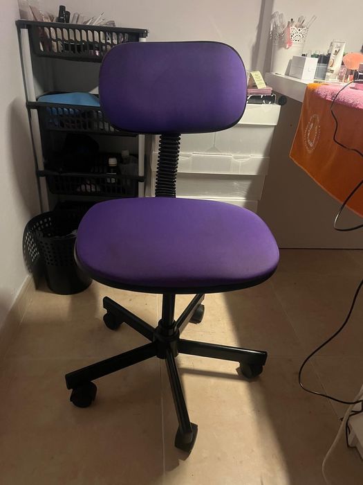 Secretaria e Estante