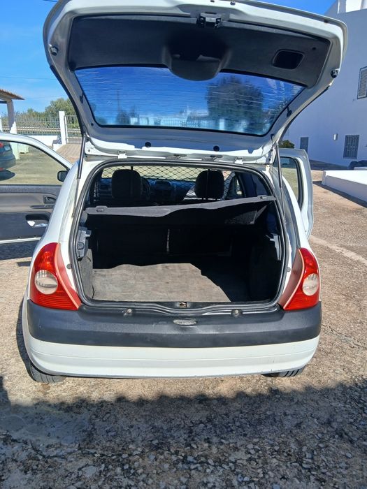 Renault clio 2006 1.5 dci storia