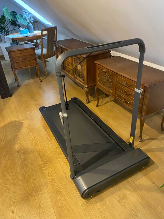 Bieżnia elektryczna składana R1 pro kingsmith Prawie jak Nowa