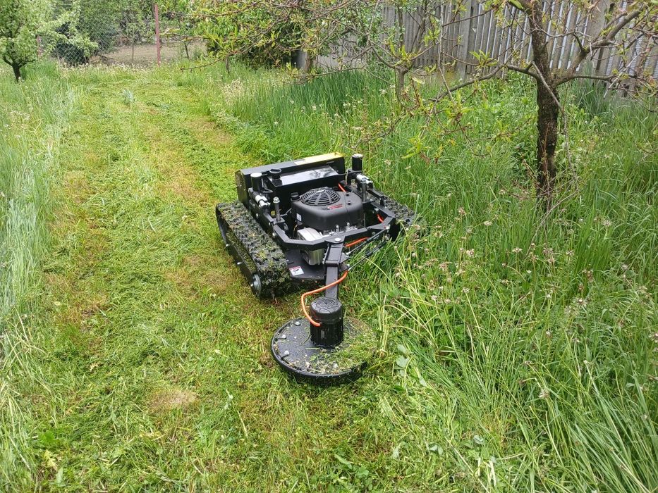Kosiarka robot do farm fotowoltaicznych niski!!! silnik briggs