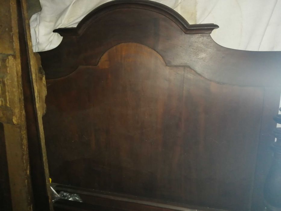 Quarto antigo para restauro