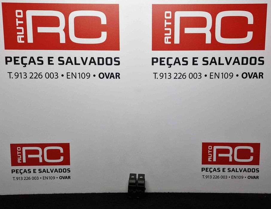 Comando / Botão / Interruptor Vidros Frente Esquerdo | RENAULT440463552509399040