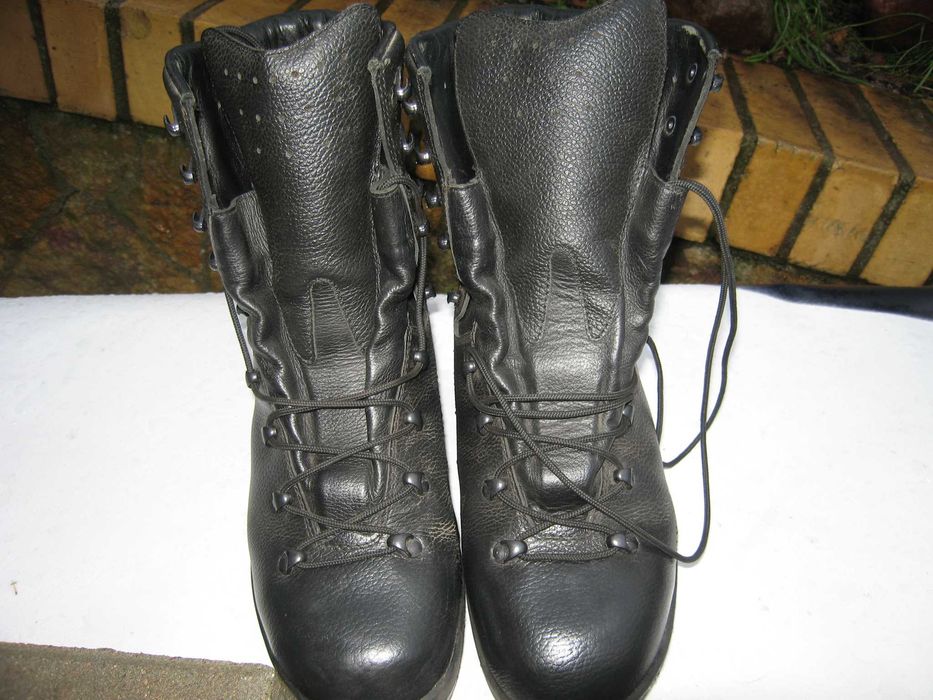 Buty wojskowe zimowe.