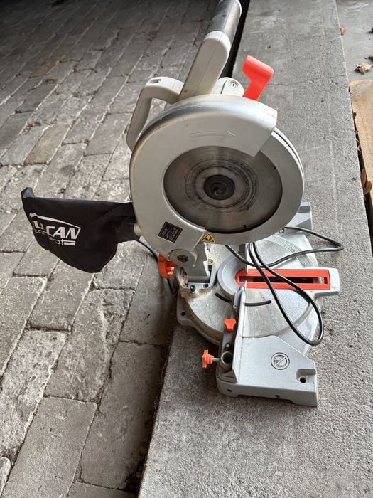 Piła Ukośna Vulcan Concept VU1400