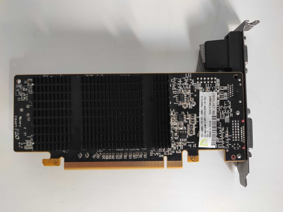 Placa Gráfica Sapphire ATI Radeon HD 4550 PCIe x16 512MB