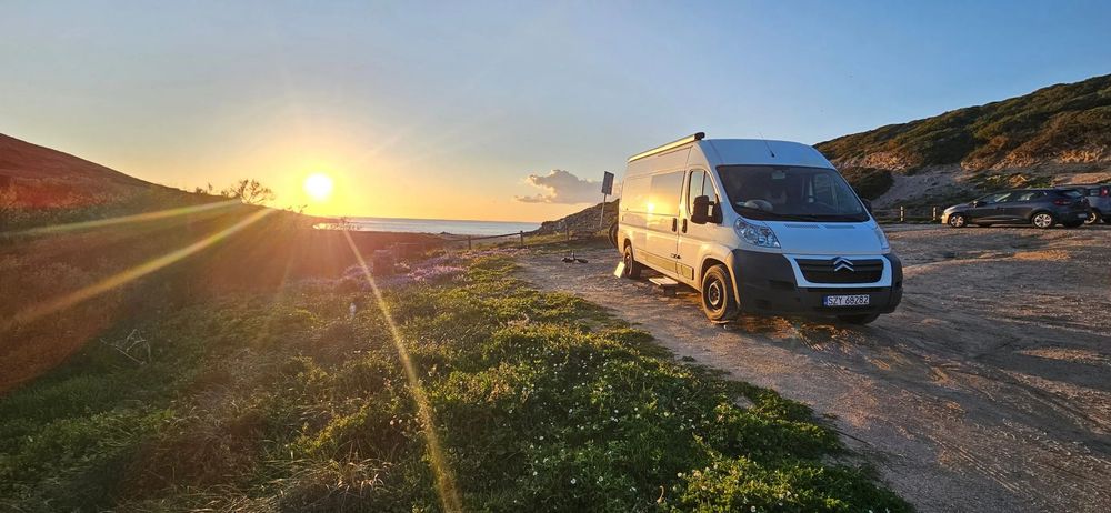 Citroën Jumper L3H2 | 3.0 HDi (225 KM) | Całoroczny / Wersja Zimowa | 4-osobowy  KamperVan Citroën Jumper L3H2 | 3.0 HDi (225 KM) | Całoroczny