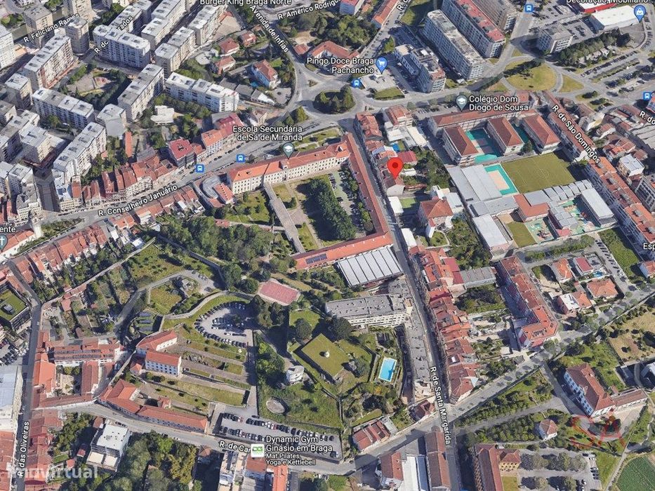Apartamento T1 novo, com varanda e lugar de garagem em S. Vítor em ...