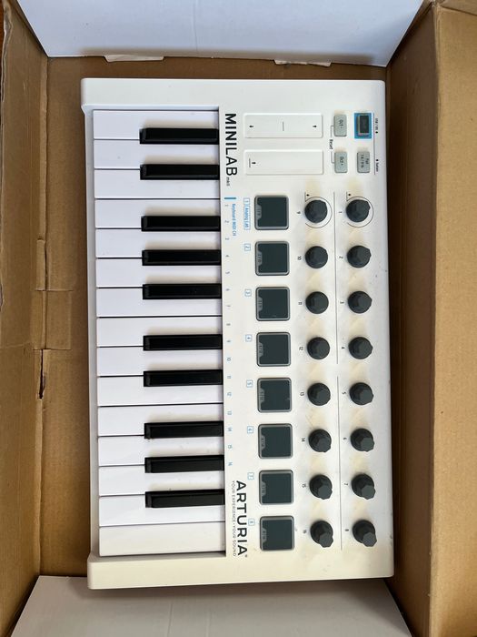 Arturia MiniLab MkII