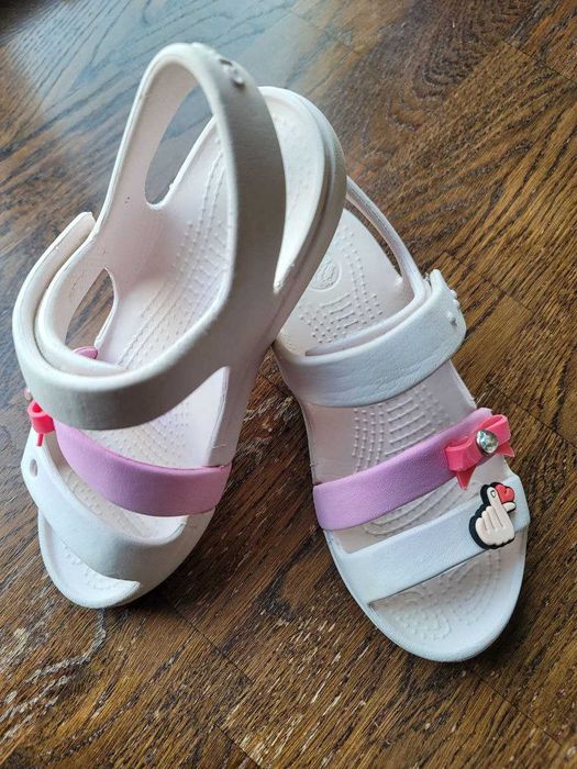 Crocs с13 Keeley Charm Sandal