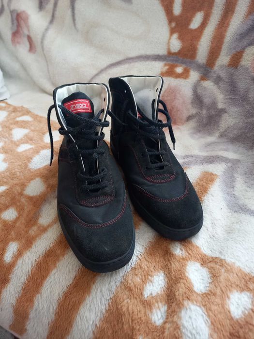 Чоловічі черевики