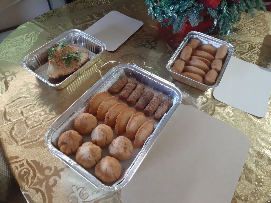 Doces e salgados caseiros