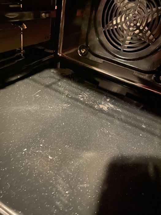 Piekarnik w zabudowie Amica