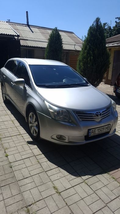 Toyota Avensis 2010
