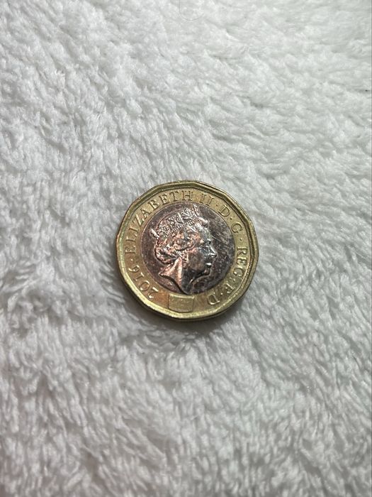 One pound 2016 RARO