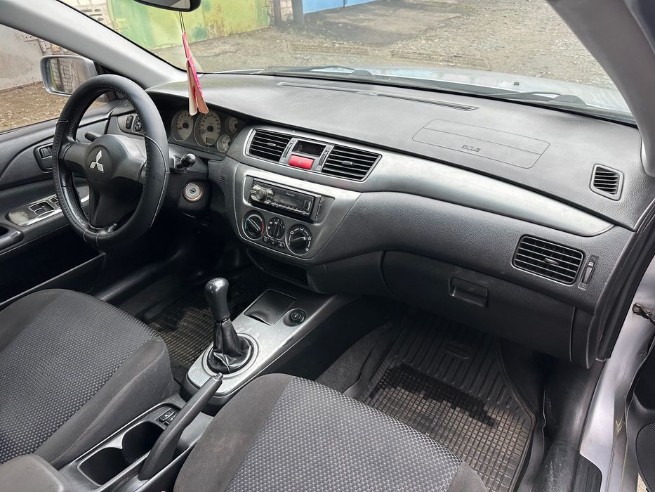 Продам Mitsubishi Lancer 9