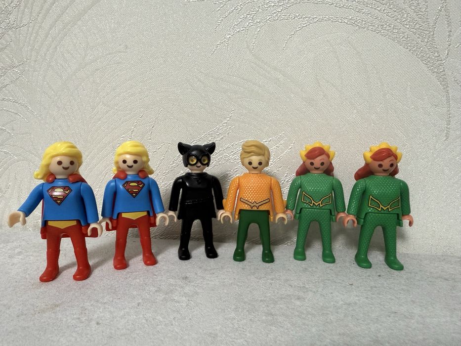 Іграшки Кіндер СуперГерої Playmobil
