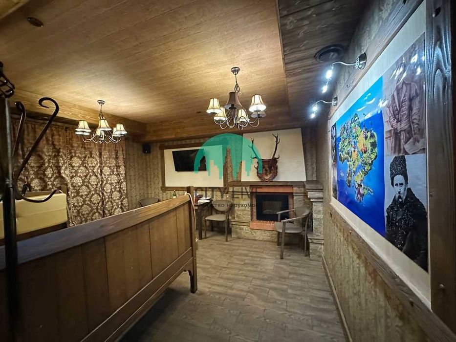 Продаж комерційного приміщення в центральній частині міста(60)