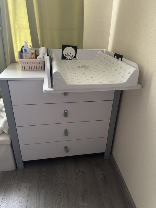 Комод+ пеленатор с матрасом