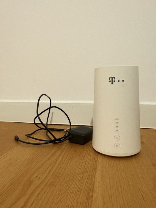 Router Huawei B528s-23a