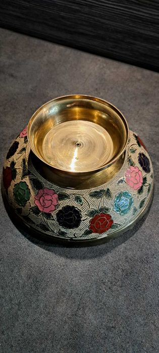 mosiężna miska vintage ręcznie malowana