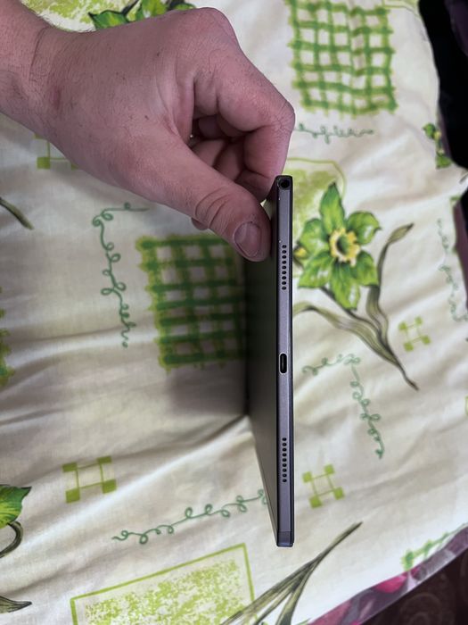 Продам планшет SAMSUNG Galaxy TAB A8 3/32