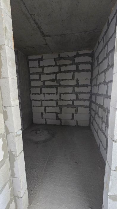 Терміновий продаж двохкім квартири Рудненська зданий будинок