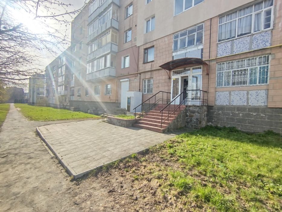 Продаж або Оренда  комерційної нерухомісті 58м². р-н УНУС