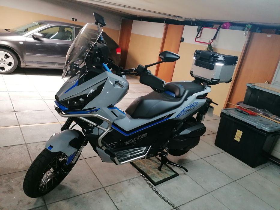 Moto Zontes 368G