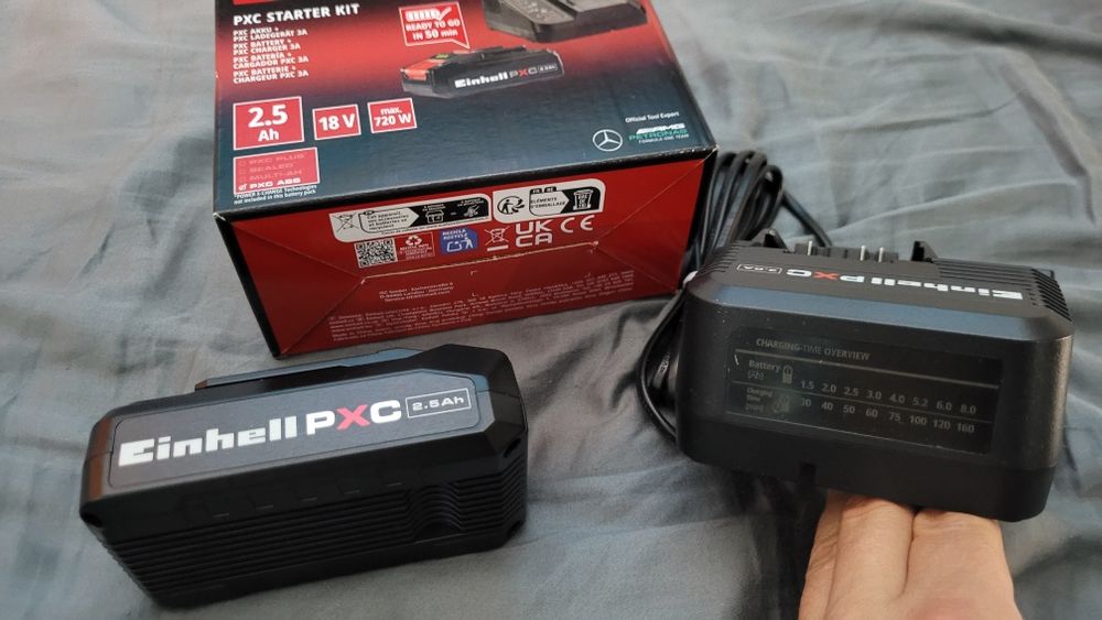 Zestaw startowy 18V 2,5 Ah akumulator + ŁADOWARKA marki Einhell