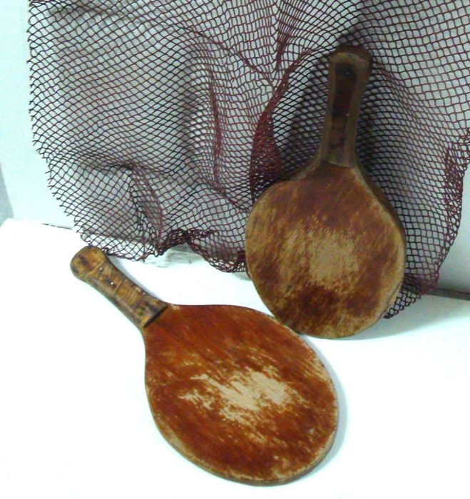 raquetes diversas antigas para uso ou decoração