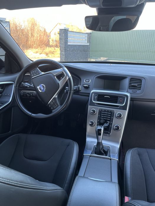 Volvo V60 ідеальний стан