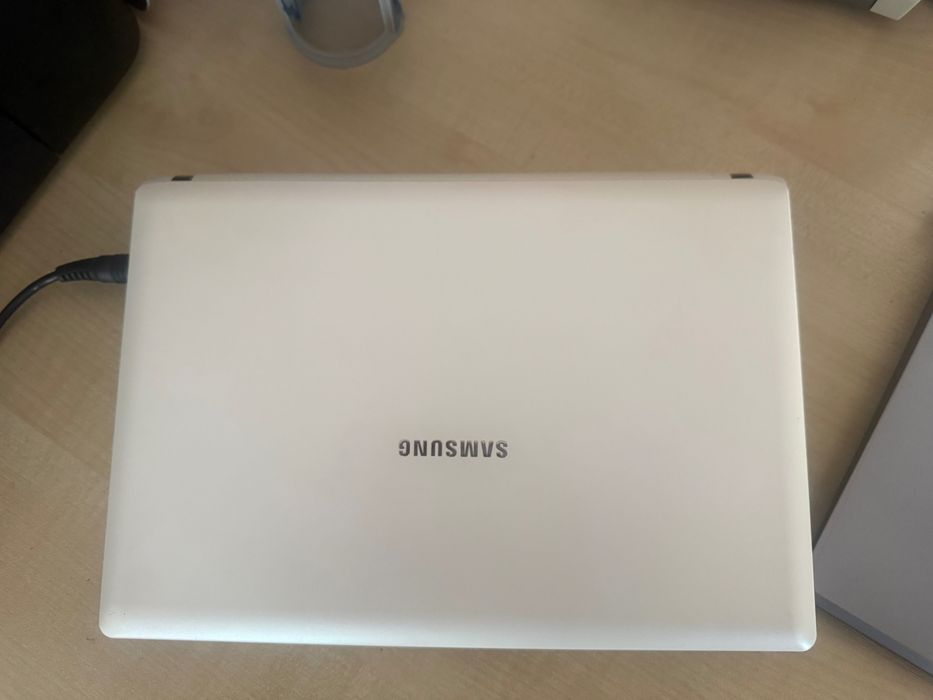 Нетбук Samsung NC10