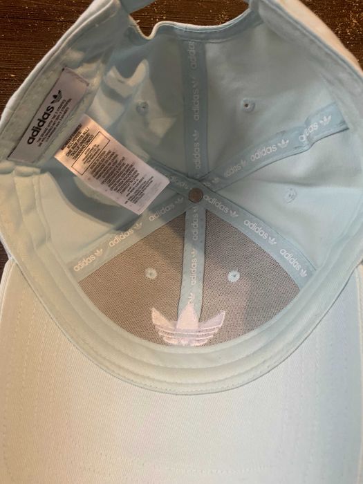 czapka Adidas z daszkiem