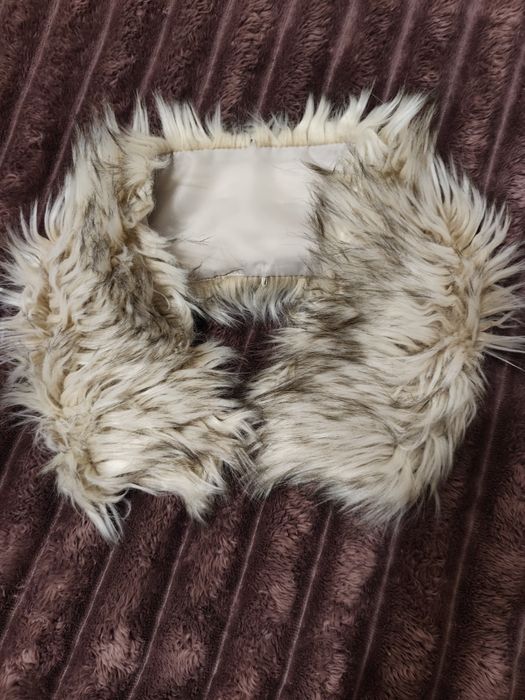 Большой меховый воротник