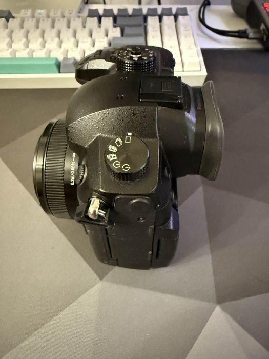 Panasonic GH5 + об'єктив Panasonic 20mm 1.7