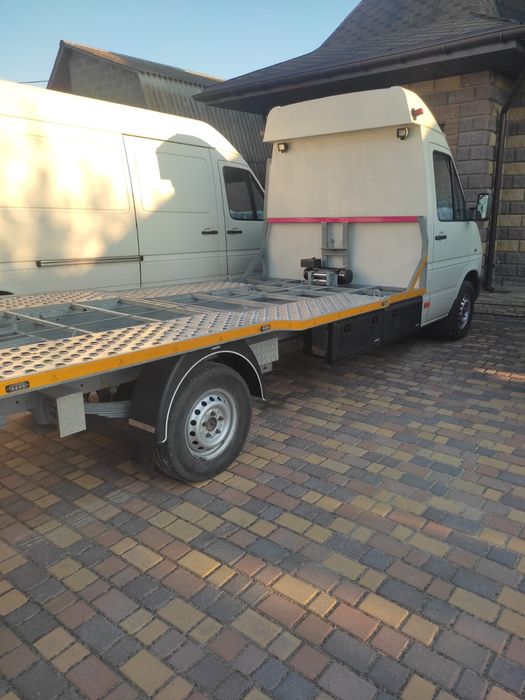 Евакуатор, автовоз