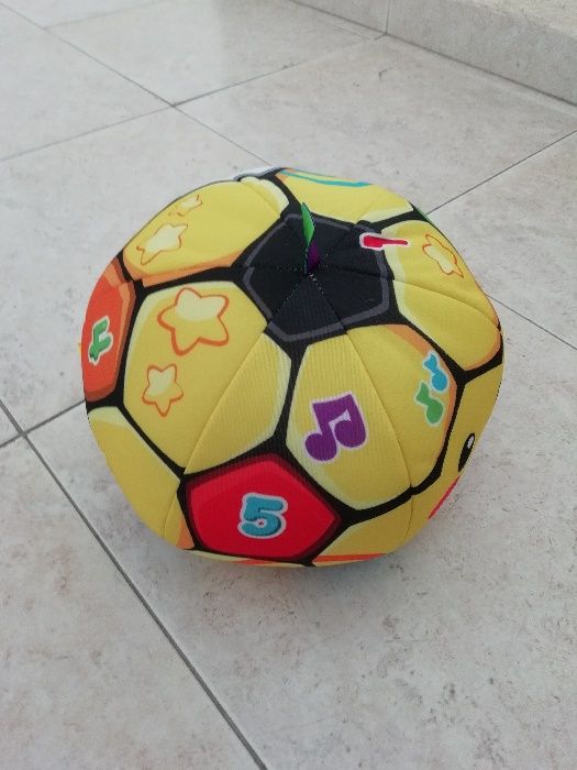 Bola de Futebol Aprender e Brincar Fisher Price