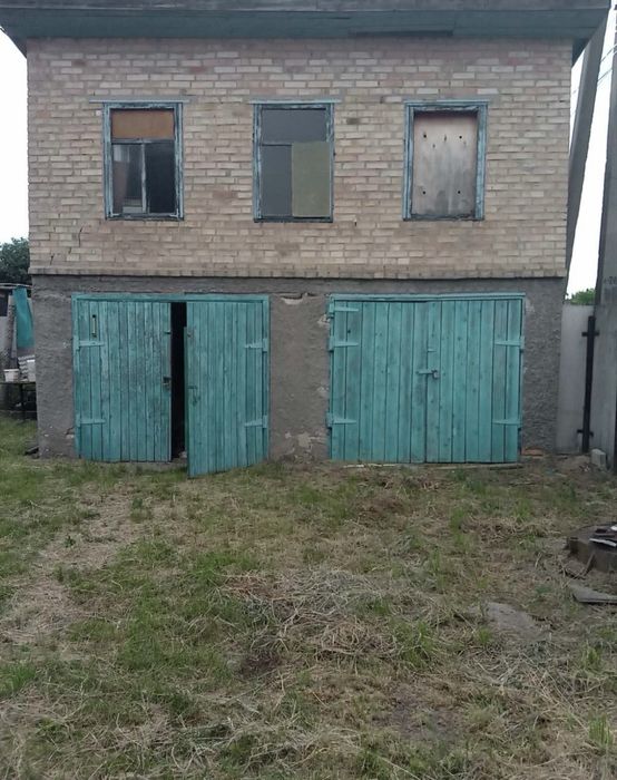 Будинок під Києвом