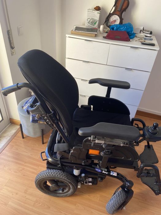 Cadeira de rodas Elétrica Bora