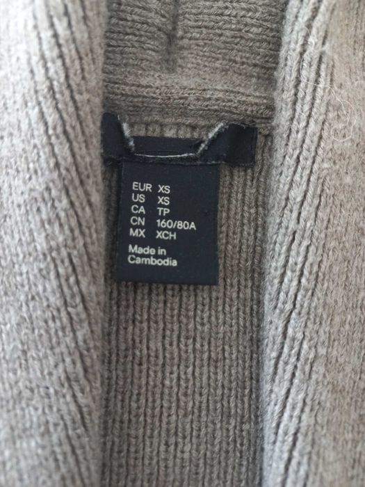 Sweter r. XS jasnobrązowy