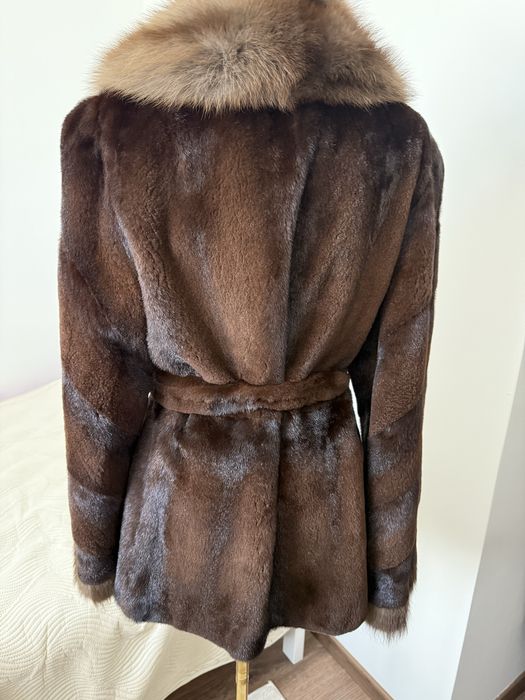 Futro naturalne z norek obszycie sobolami, rozmiar L