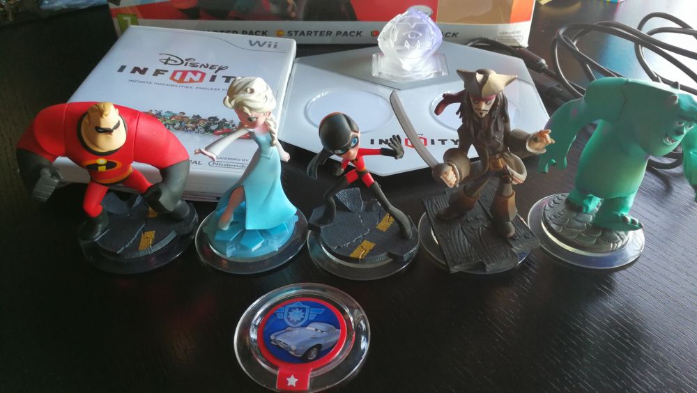 Disney Infinity Starter Pack Wii C/ Caixa + 2 Figuras OFERTA