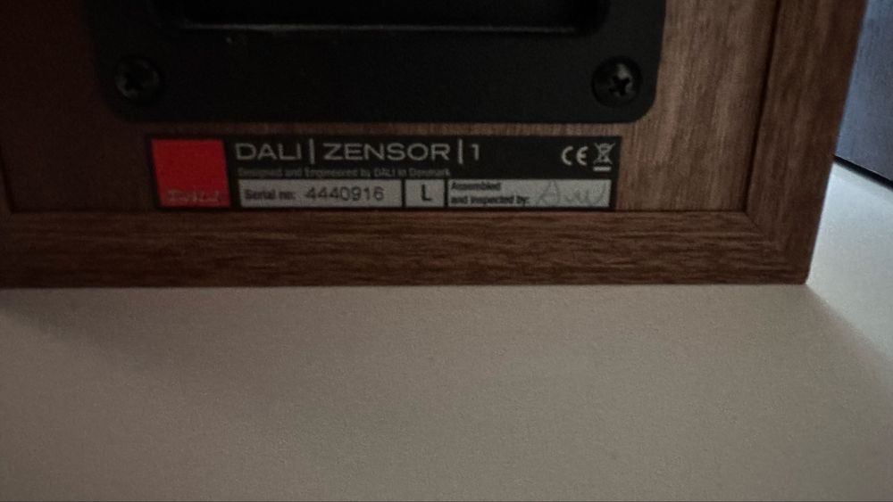 Monitory Dali zensor 1  Dali zensor vokal