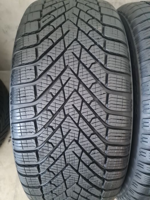 225/45R17 Pirelli Winter 2.