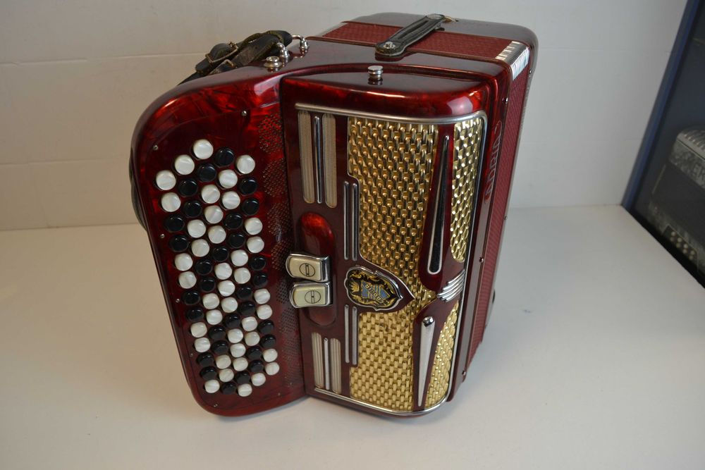 Acordeao Adria Cromton Grand Lux 2 Voz,N . 362