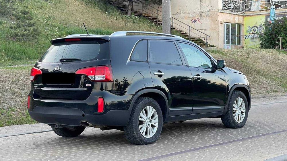 KIA sorento 2,4 2015 полный привод