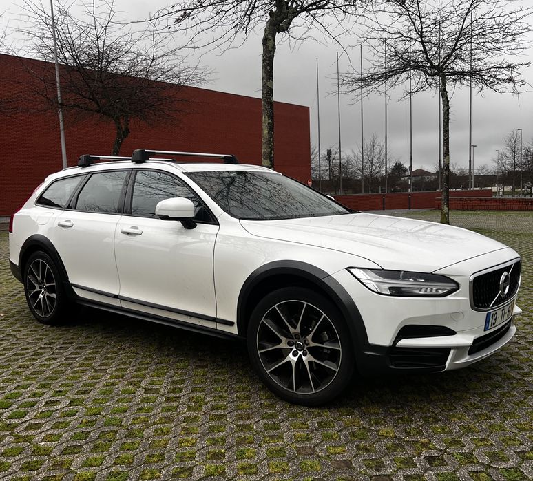 Volvo V90 CC D4 AWD